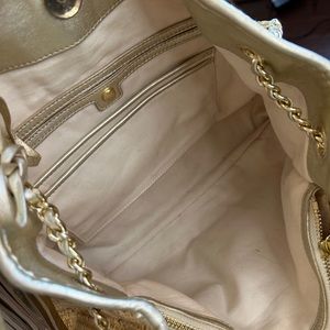 Tory Burch Thea straw tote!